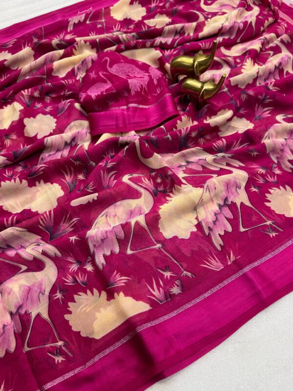 premium moss saree with sartin Border and zari line - Image 2