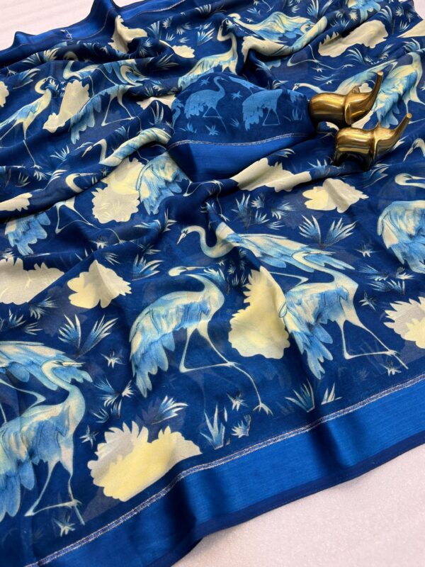premium moss saree with sartin Border and zari line