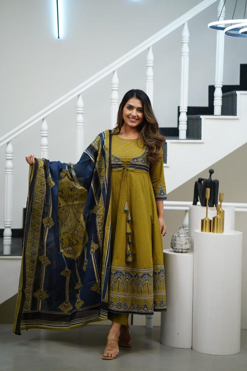 summer special choli partten 3 pcs suits - Image 3