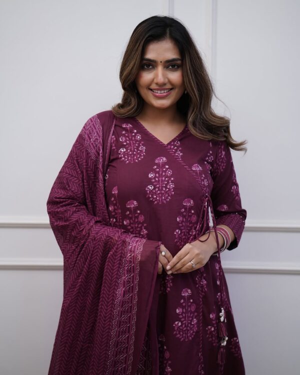 Effortless festive wear - Image 6
