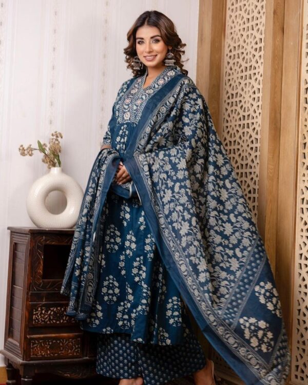 NEW FULL COTTON PRINT HAND WORK ANARKALI KURTI PANT MALMAL DUPATTA ARRIVAL