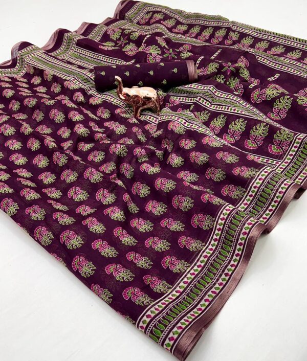 soft cotton feel saree with zari woven border - Image 6