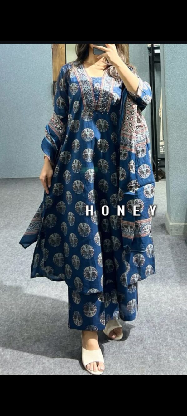 Designer Cotton Suit - Image 3
